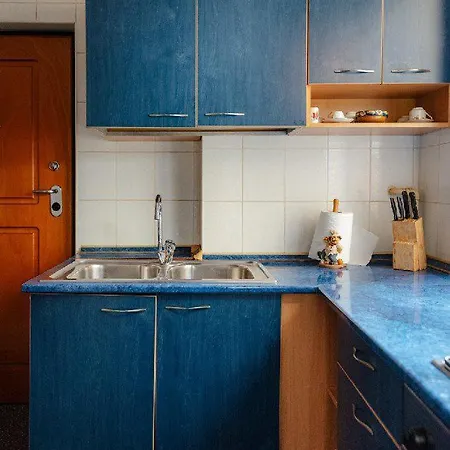 Апартаменти Heart Of Downtown 3 Self Check In *