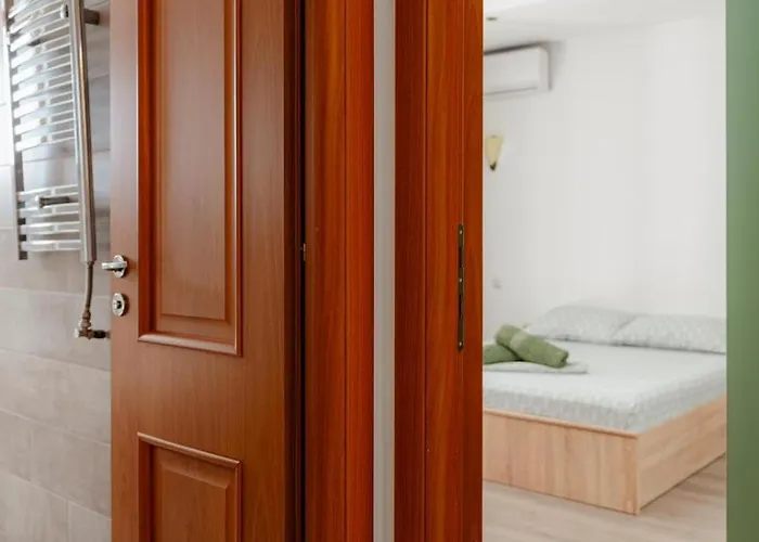 Heart Of Downtown 3 Self Check In